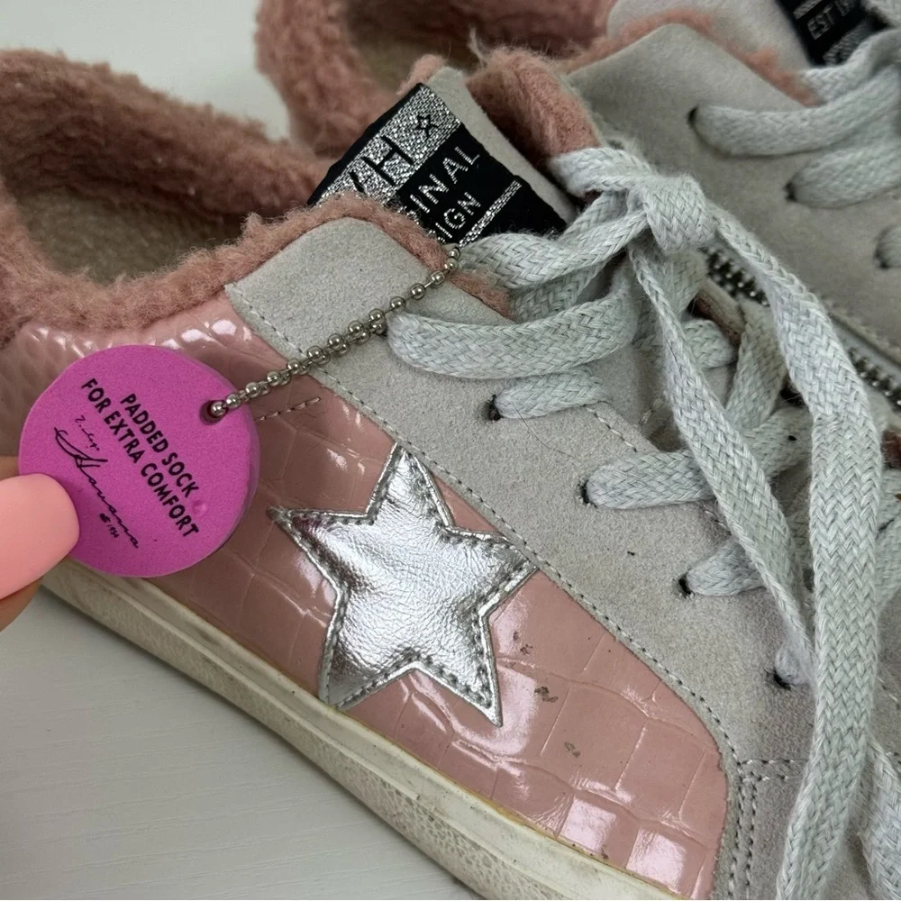 VH Original Design Vintage Property Pink and Gray Kids Sneakers, Size 5